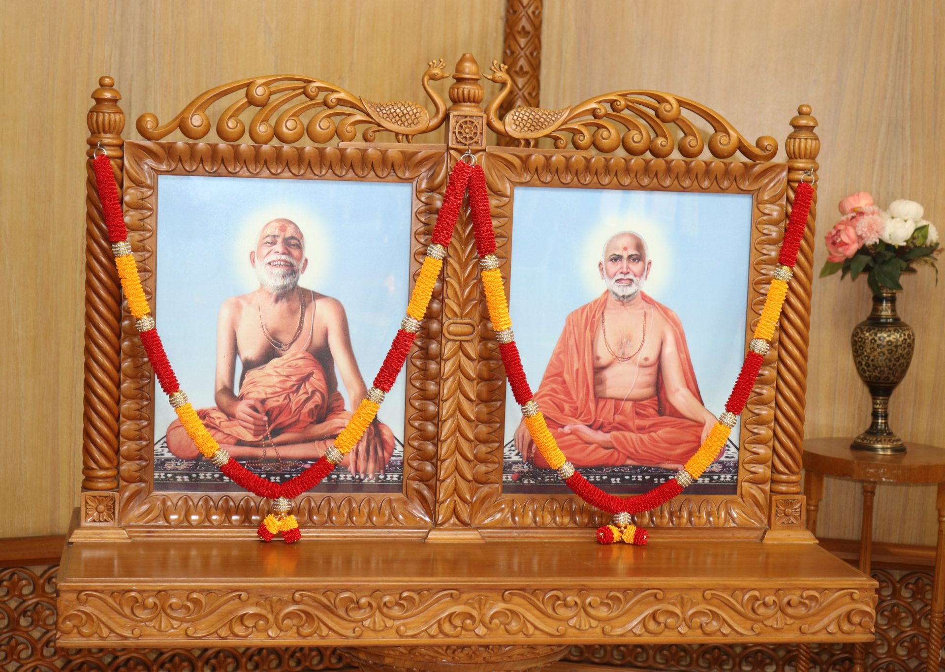 On Left, Brahmaswarup Yogiji Maharaj and On Right Brahmaswarup Shastriji Maharaj