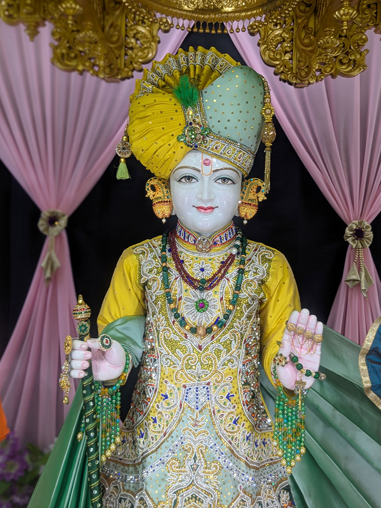 Poorna Purushottam Shree Sahajanand Swami Maharaj